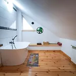 Lawki Booking * Lawki