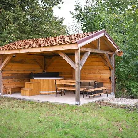 Lawki Booking Villa Lawki