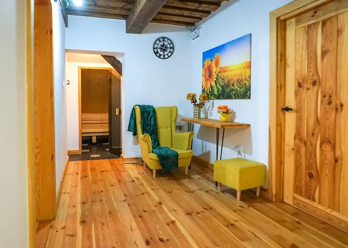 Lawki Booking * Lawki