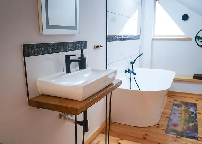 Villa Lawki Booking *