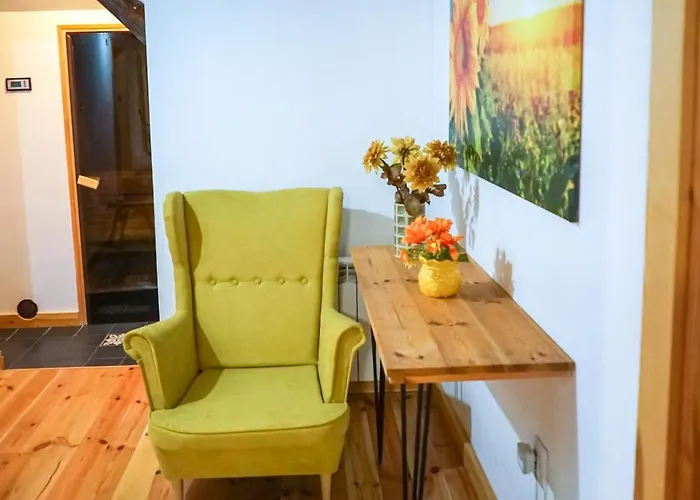 Lawki Booking * Lawki